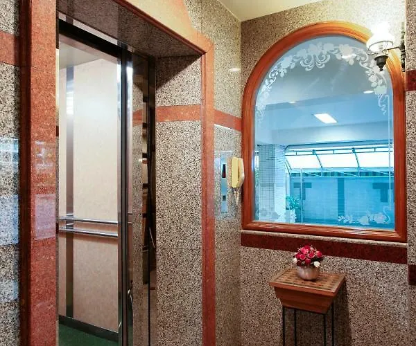 Platinum Hotel 3*
